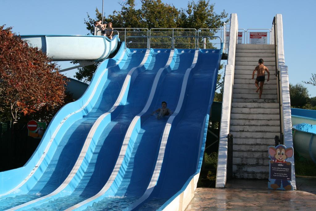 Reve En Famille Hotel Gastes Exterior photo